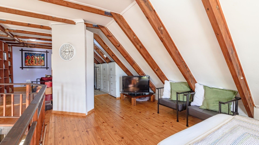 5 Bedroom Property for Sale in Perlemoenbaai Western Cape